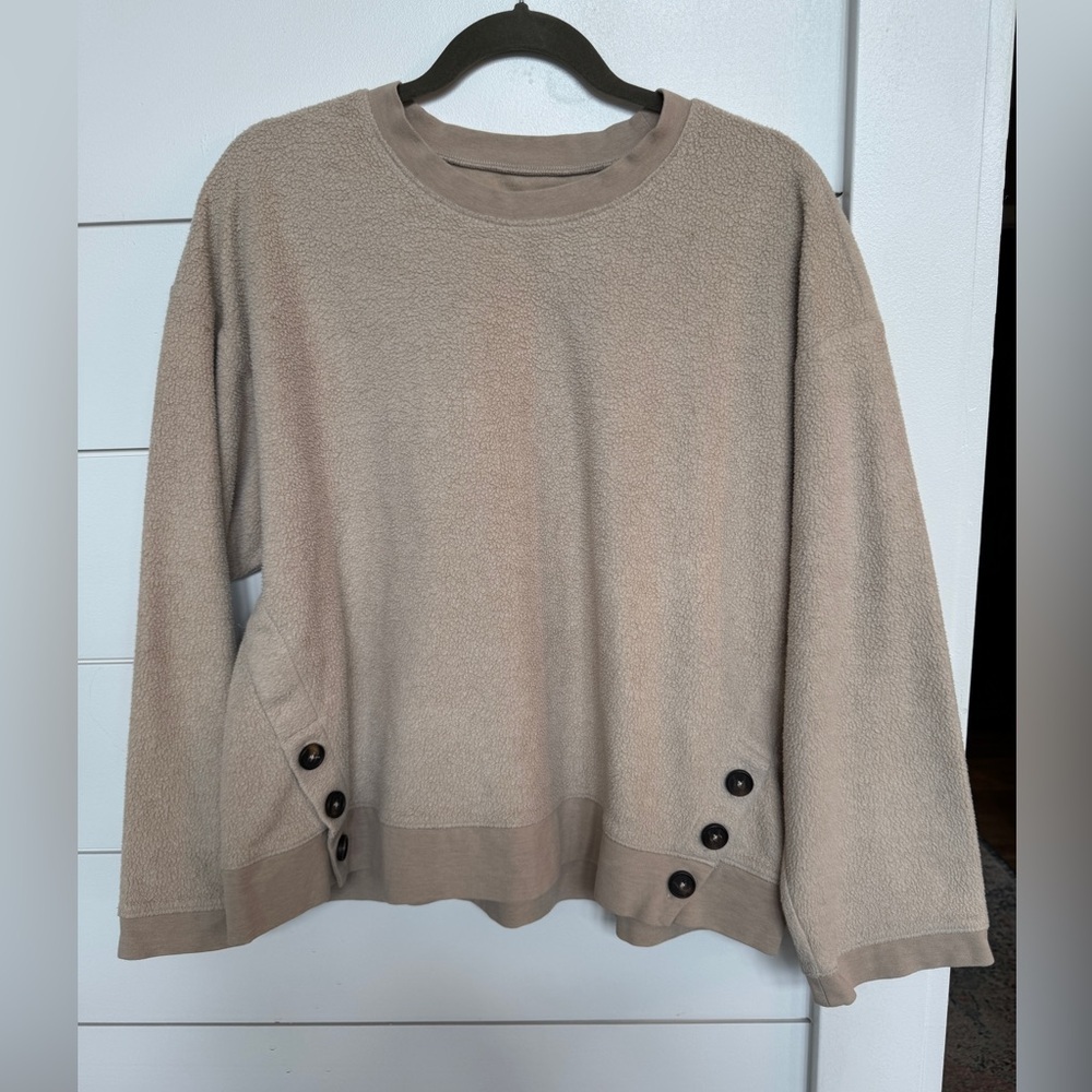 Madewell (Re)sourced Brushed Side-button Relaxed Sweatshirt
Size Medium - Picture 2 of 7